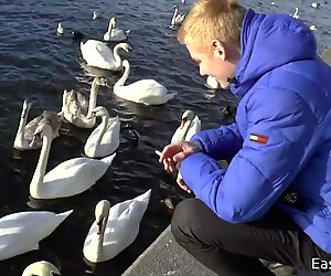 18 junge - Sonniger Tag in Prag