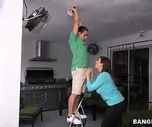 Sara Alakarga, üvey anne üçlü grup seks, ondan üvey anne