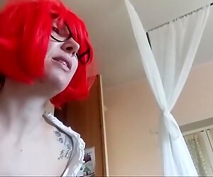 Eu sunt un amant tanar si senzuale... Iubitor de Mele mi-a trimis fotografiile private si vulgare ale sotiei sale: ma excit si...
