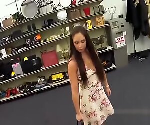 Amateur is tricked by dude